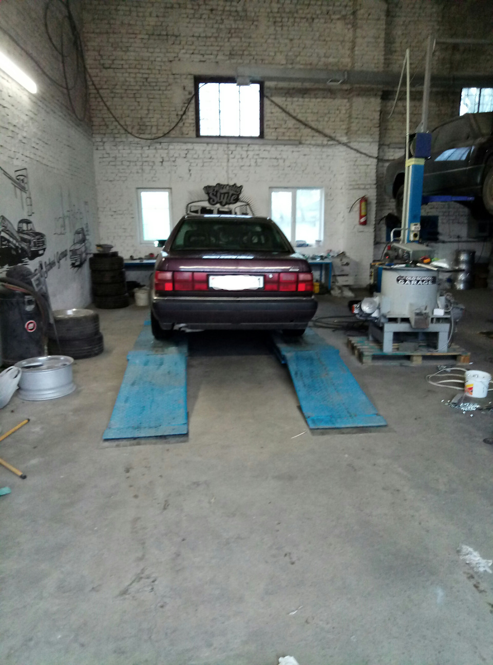 Нашел кто займется ауди — Audi V8, 4,2 л, 1991 года | аксессуары | DRIVE2