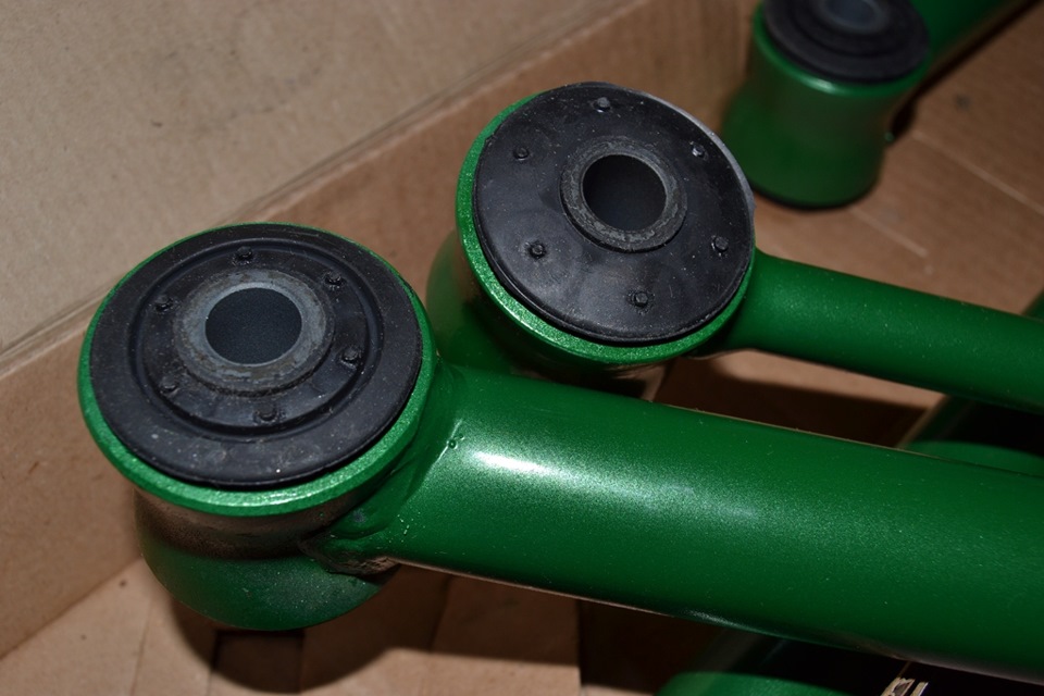 Замена реактивных тяг и резинок амортизаторов — Lada 21053, 1,5 л, 2000 ...