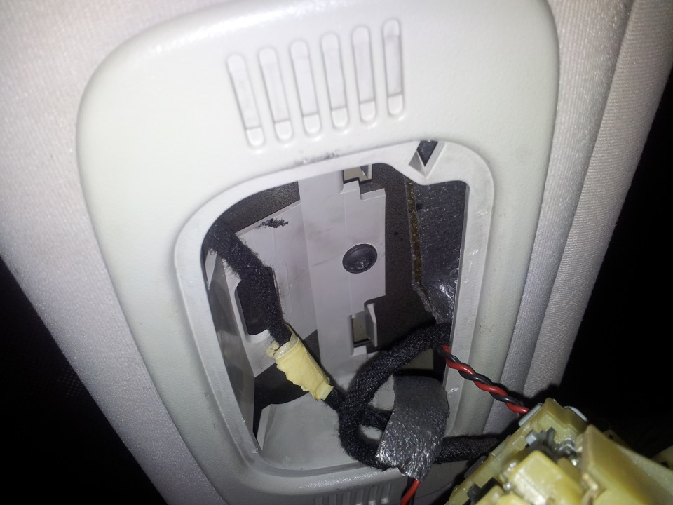 Подключение к плафону — питание для видеорегистратора. — Peugeot 307 SW ...