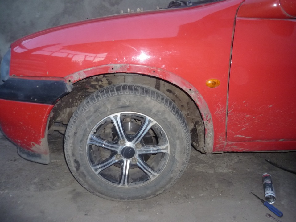 Снятие накладок с арок) — Opel Corsa B, 1,4 л, 1997 года | своими ...