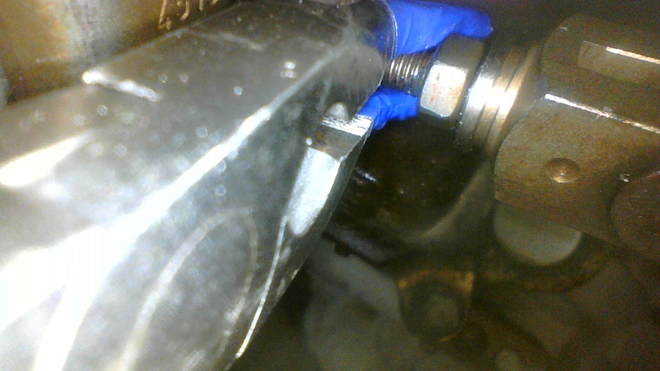 Не смог отрегулировать шток актуатора. Чем и как крутить? — Skoda ...