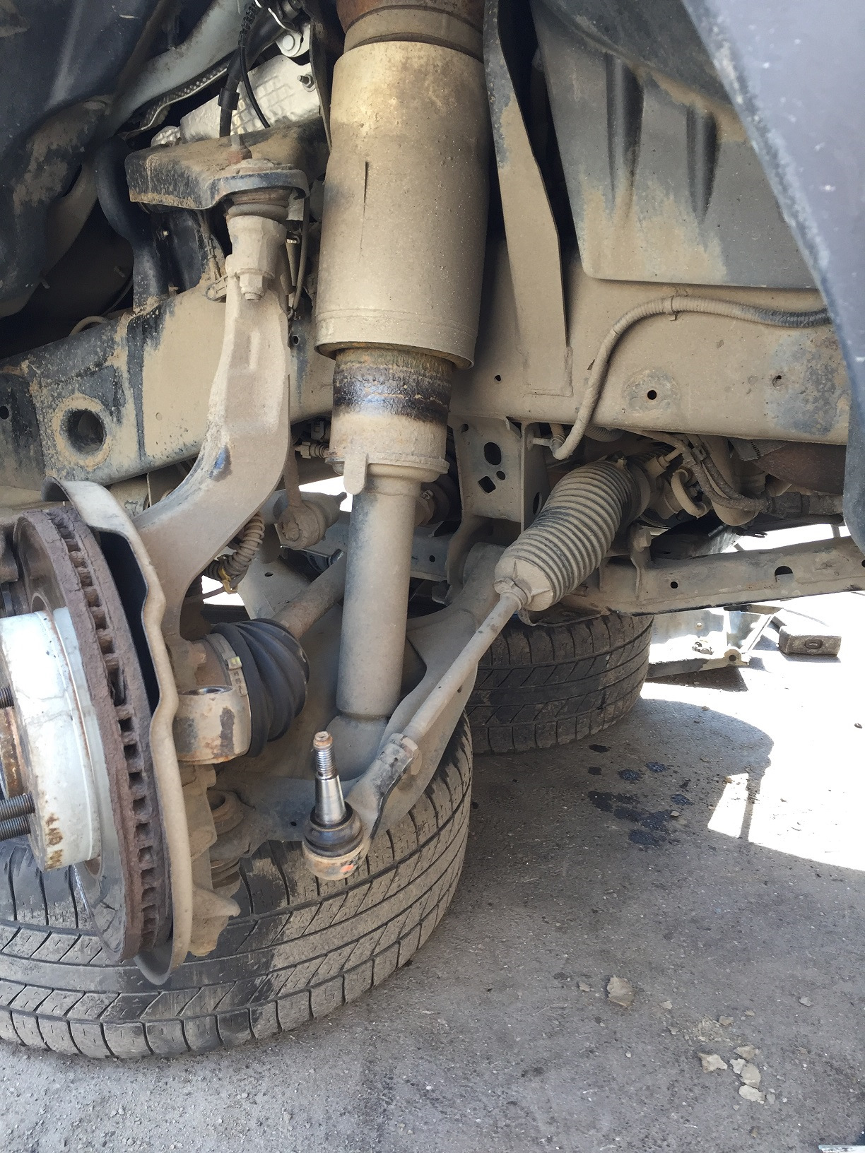 Потекла рейка ГУР — Land Rover Discovery IV, 2,7 л, 2010 года | поломка ...