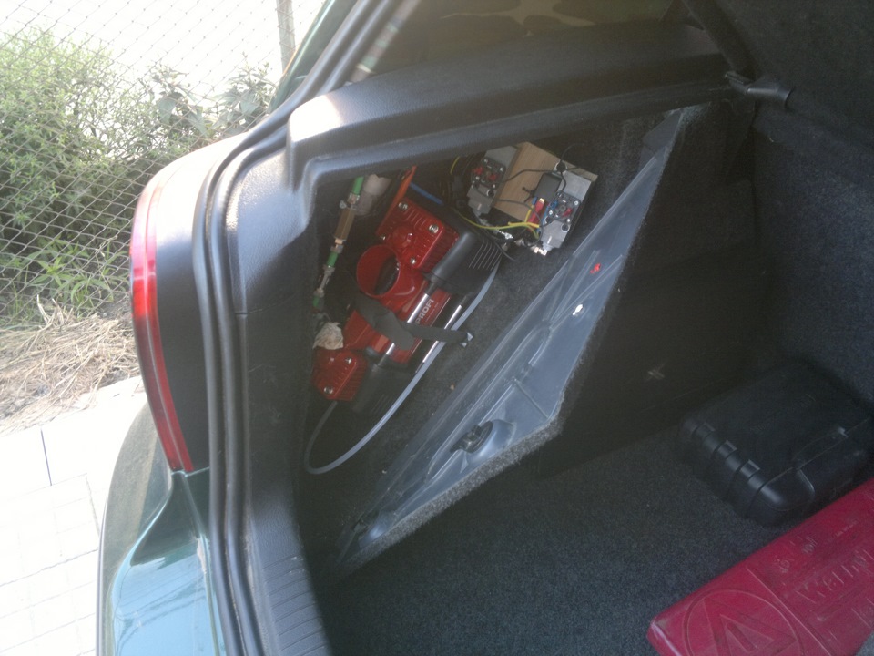 Пневмоподвеска! Установка компрессора — Volkswagen Golf Mk4, 1,6 л ...