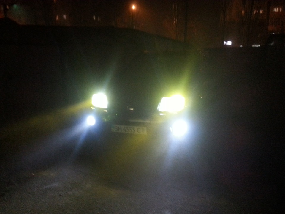 Желтая пленка на фары — Nissan X-Trail I (t30), 2,5 л, 2004 года ...