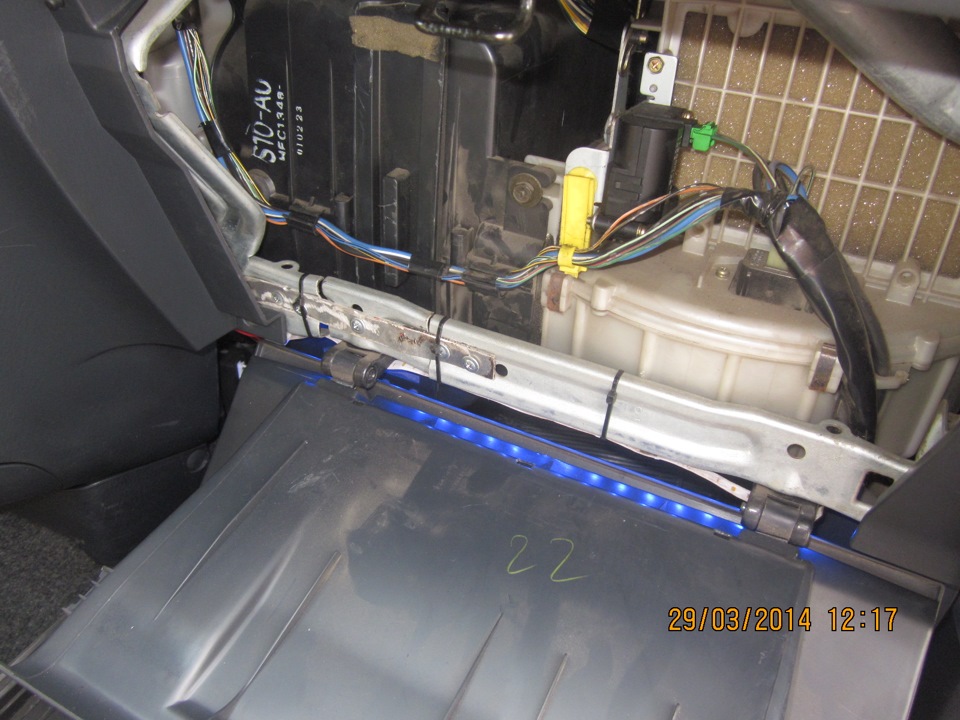 Пришло время ставить салонный фильтр. — Honda CR-V (RD1, RD2), 2 л ...