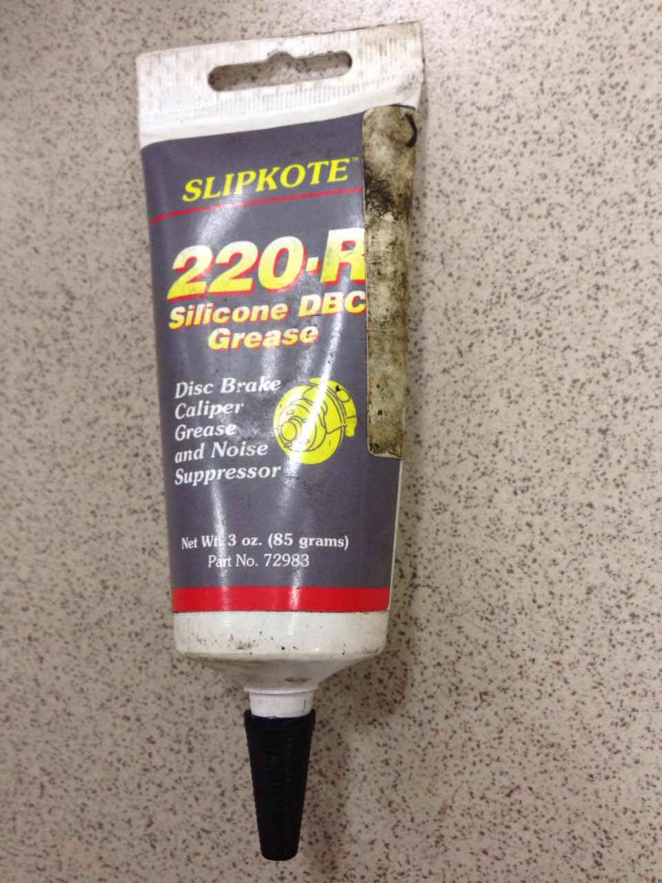 Slipkote 220-r Silicone Disc Brake Caliper Grease. Slipkote ® 220-r Silicone Disc Brake Caliper Grease and Noise Suppressor. Аналог Slipkote 220-r Silicone Disc Brake Caliper Grease.