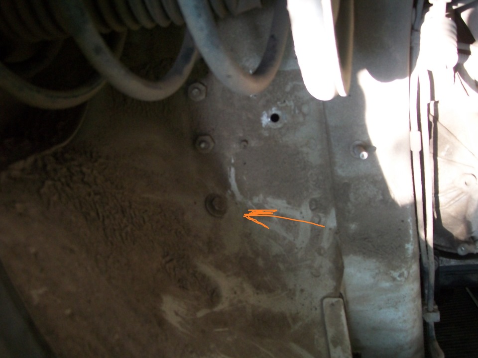 Болт подставки под крылом — Citroen C4 (1G)