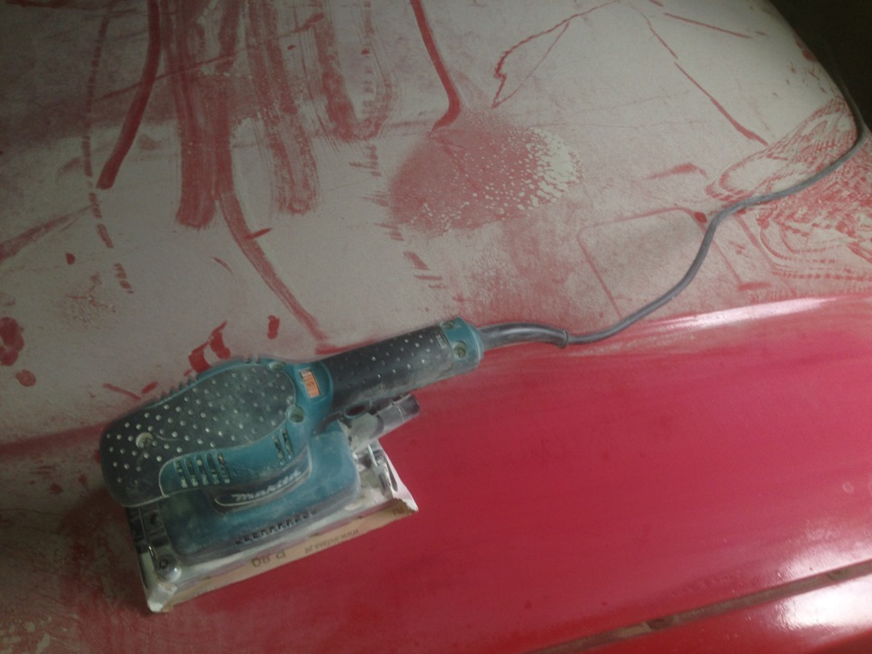 Подготовка капота к покраске — Volkswagen Passat B2, 1,8 л, 1981 года ...