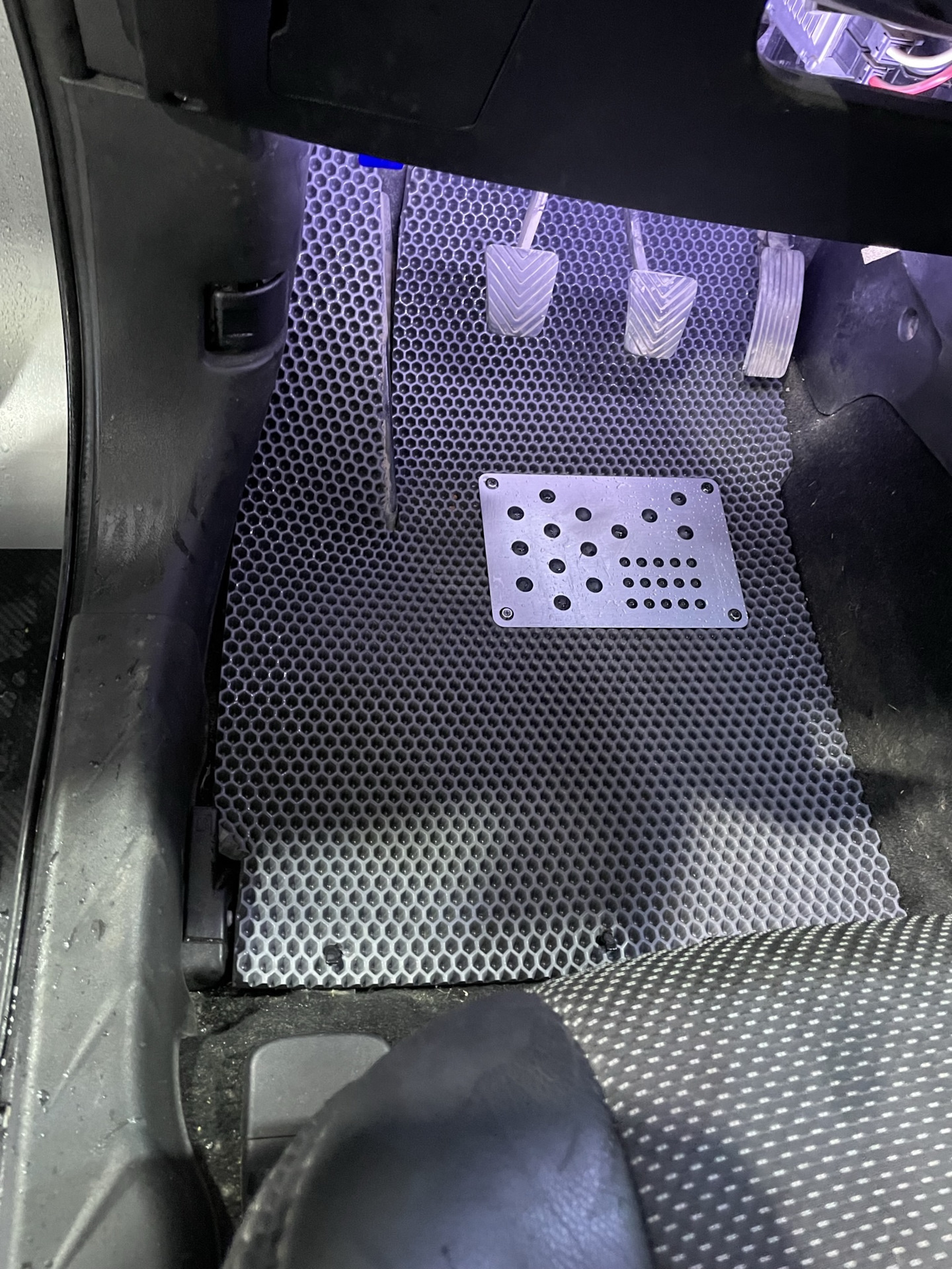 Евро коврик для водителя с Леруа + подпятник. — Mitsubishi ASX, 1,6 л ...
