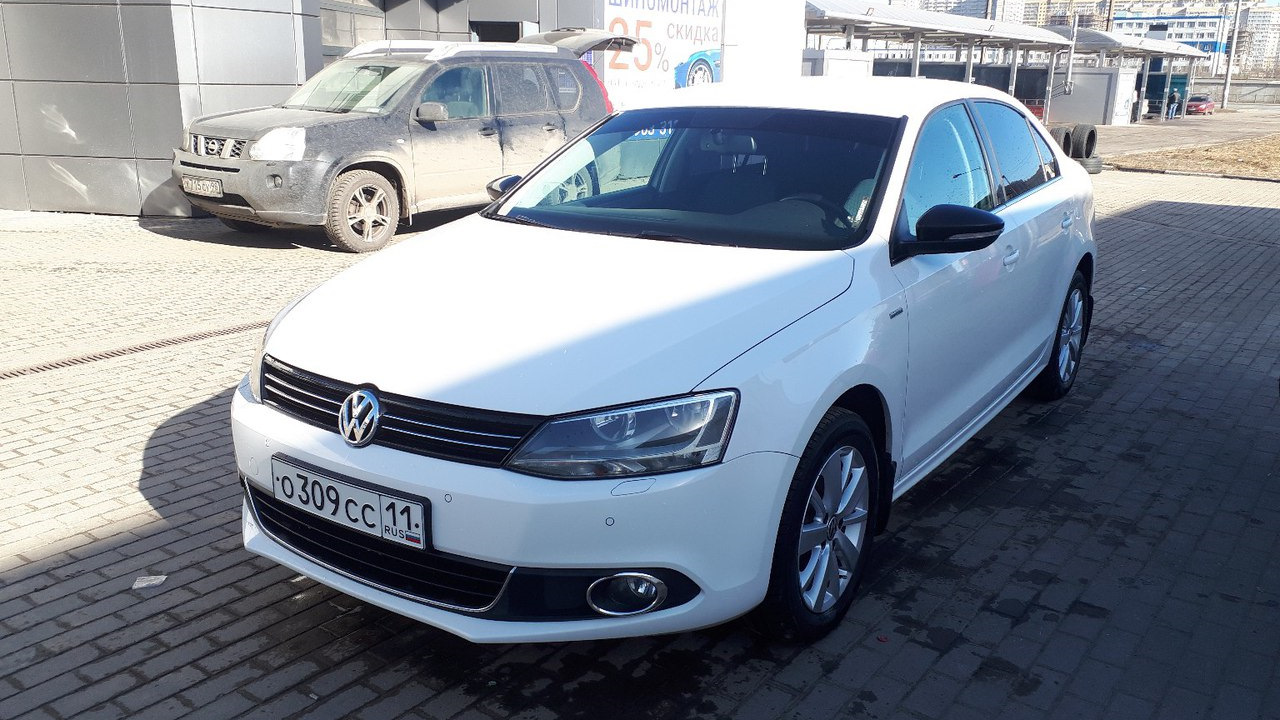 Vw jetta 6 1.6. Фольксваген Джетта 1,4 2011. Джетта 1.4 TSI. Jetta 2011 1.4 TSI. Фольксваген Джетта 6 1.4 TSI.