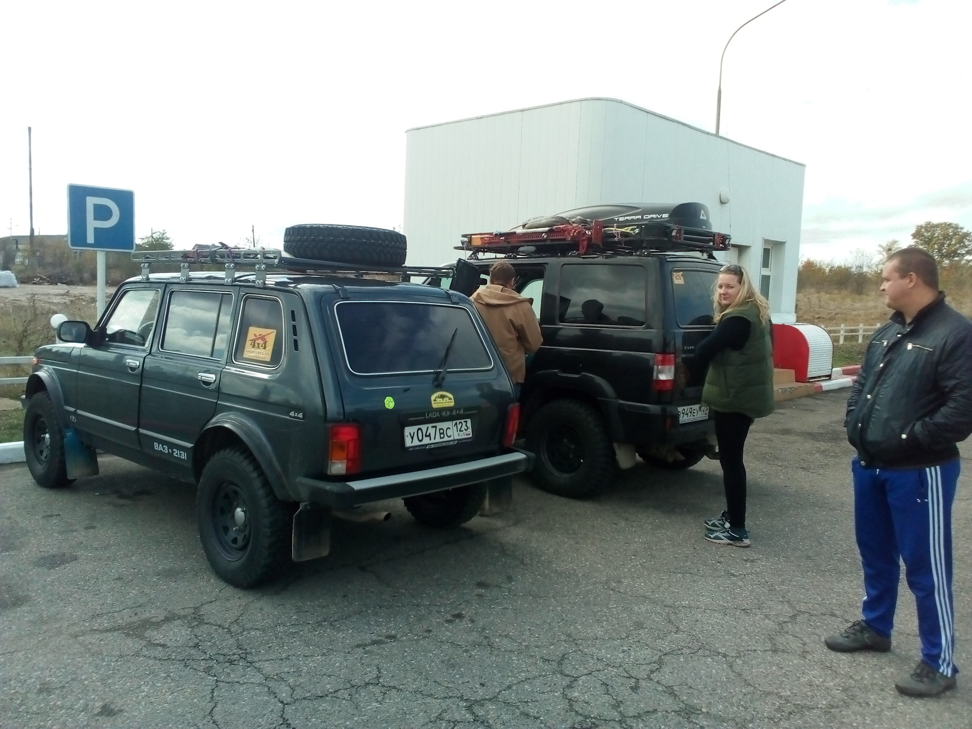 Осенний Кавказ 2017. Часть 2. Дорожно-бытовые зарисовки. — Lada 4x4 5D, 1,7  л, 2012 года | путешествие | DRIVE2