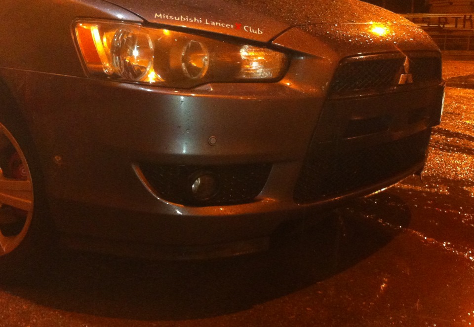 Резинка на бамер и ЗОЛОТО в салон) — Mitsubishi Lancer X, 1,8 л, 2008 ...