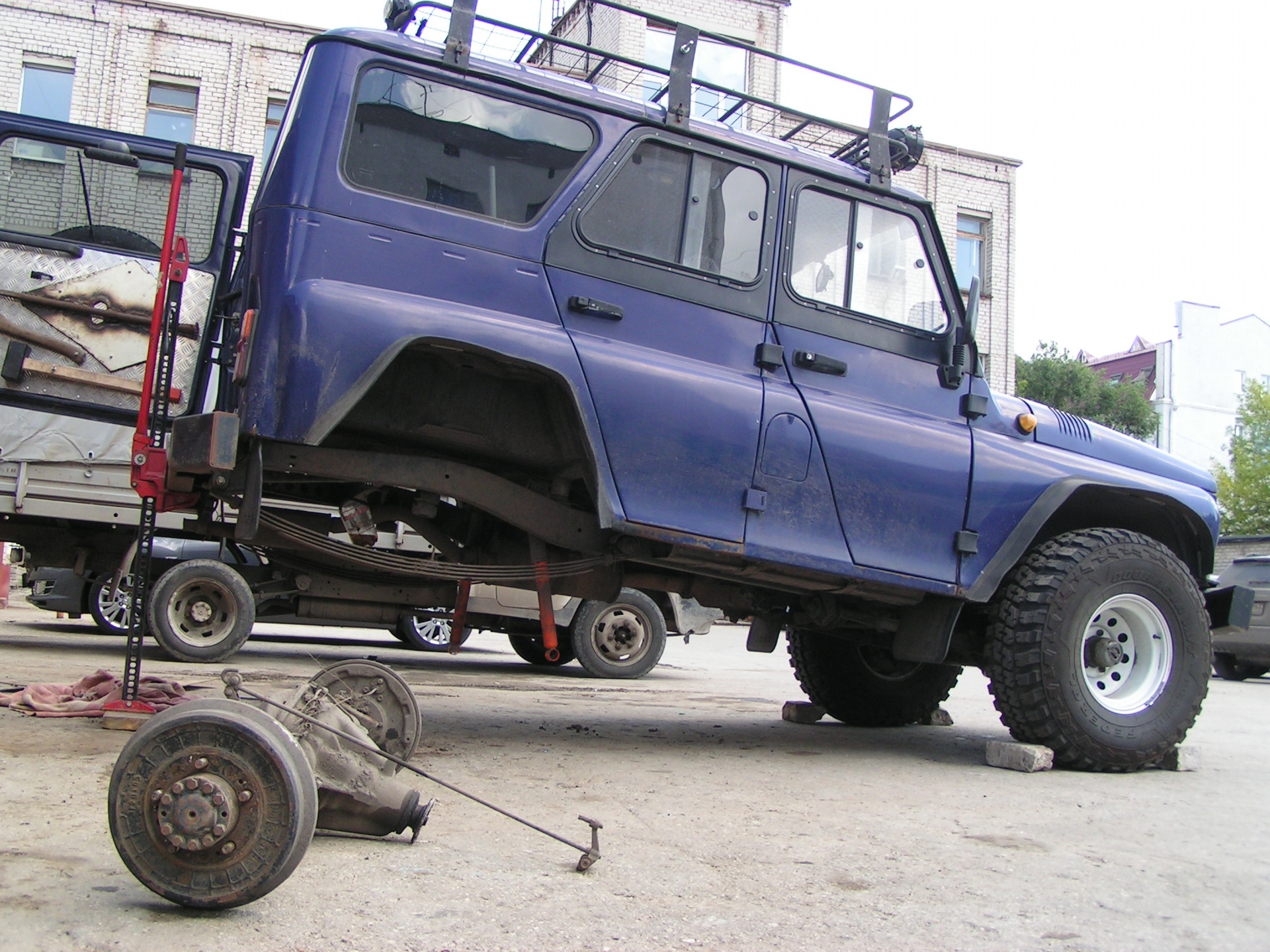 Уаз хантер 2005. Паропромысловая установка на уаз. Люк на уаз 469. Уазы в краснодарском крае на авито. Птф уаз хантер.