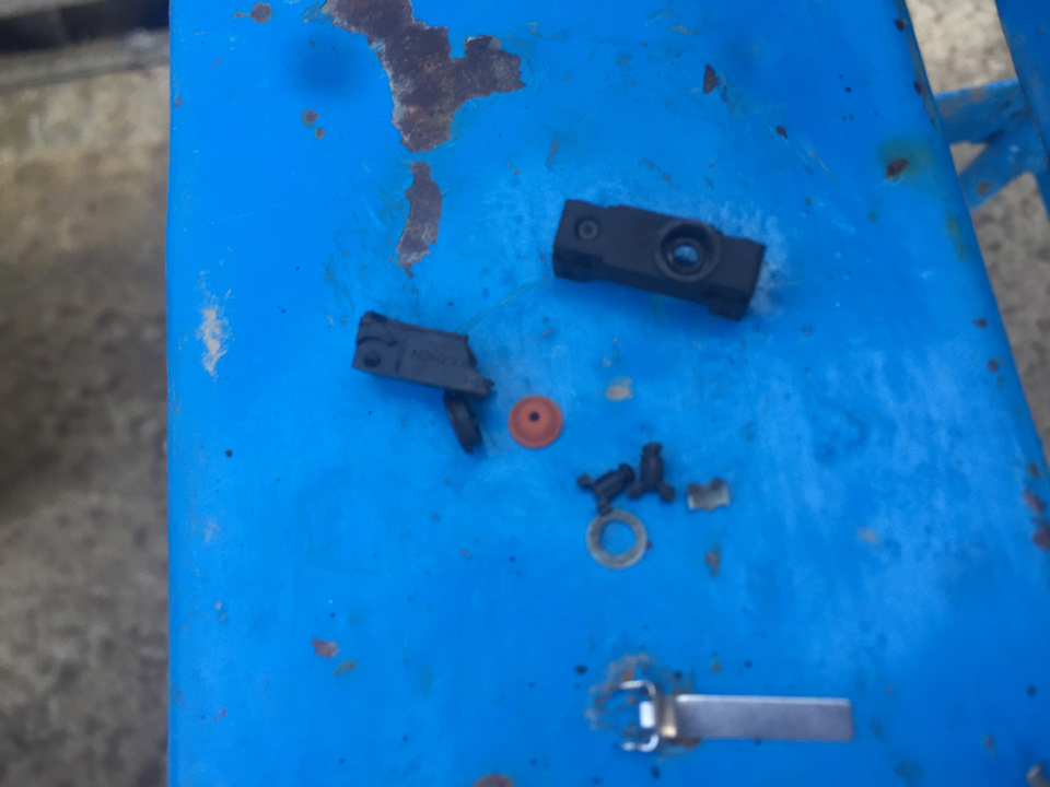 Замена микриков — Volkswagen Bora, 2,3 л, 2002 года | своими руками ...