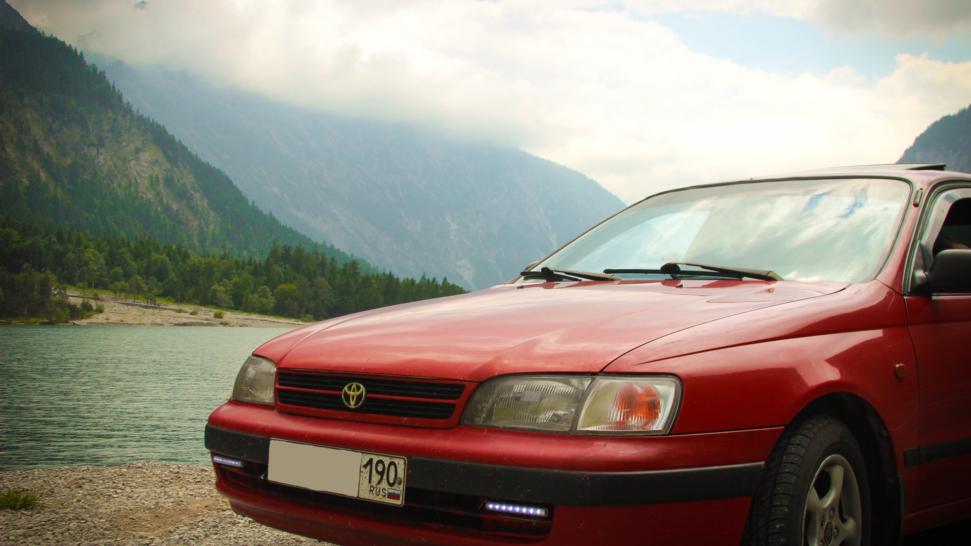 Toyota Carina e 1 6