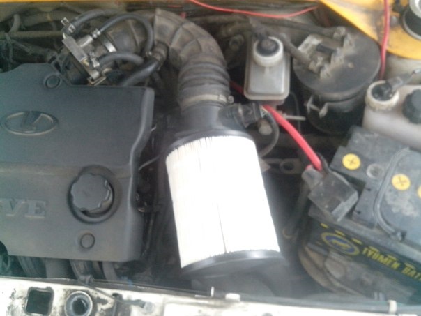 Замена воздушного фильтра — Lada 2114, 1,6 л, 2011 года | расходники ...