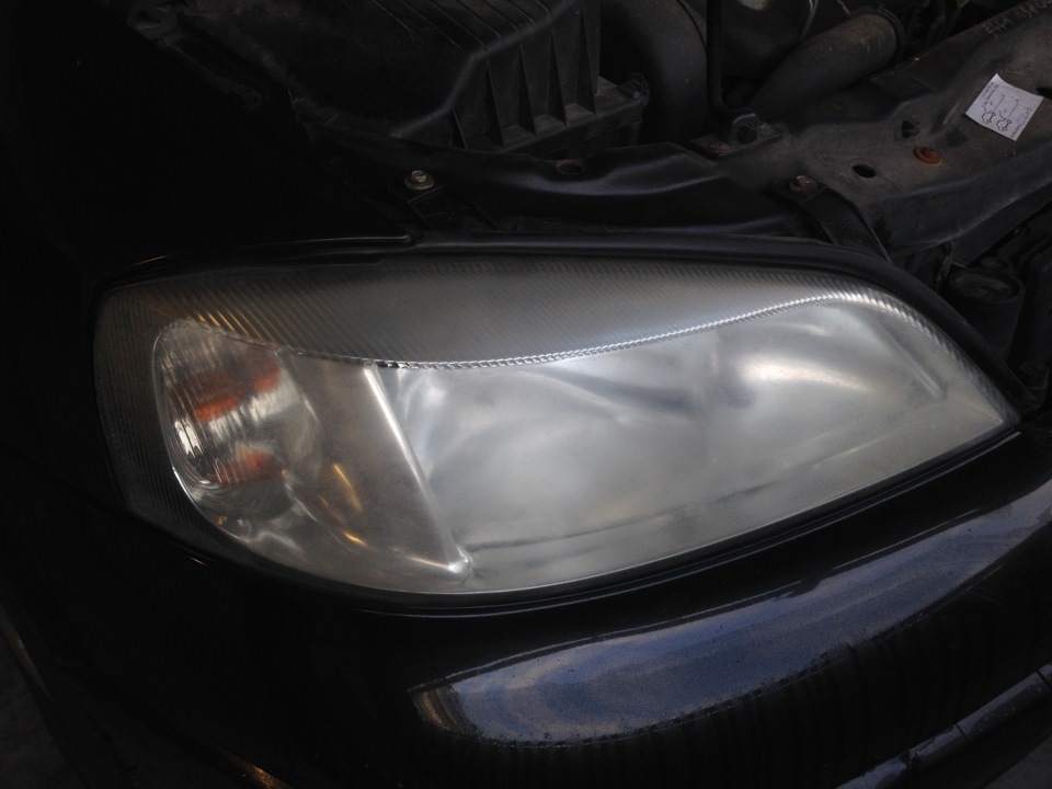 Полировка фар на Орле — Toyota Avensis I, 2 л, 1998 года | своими ...