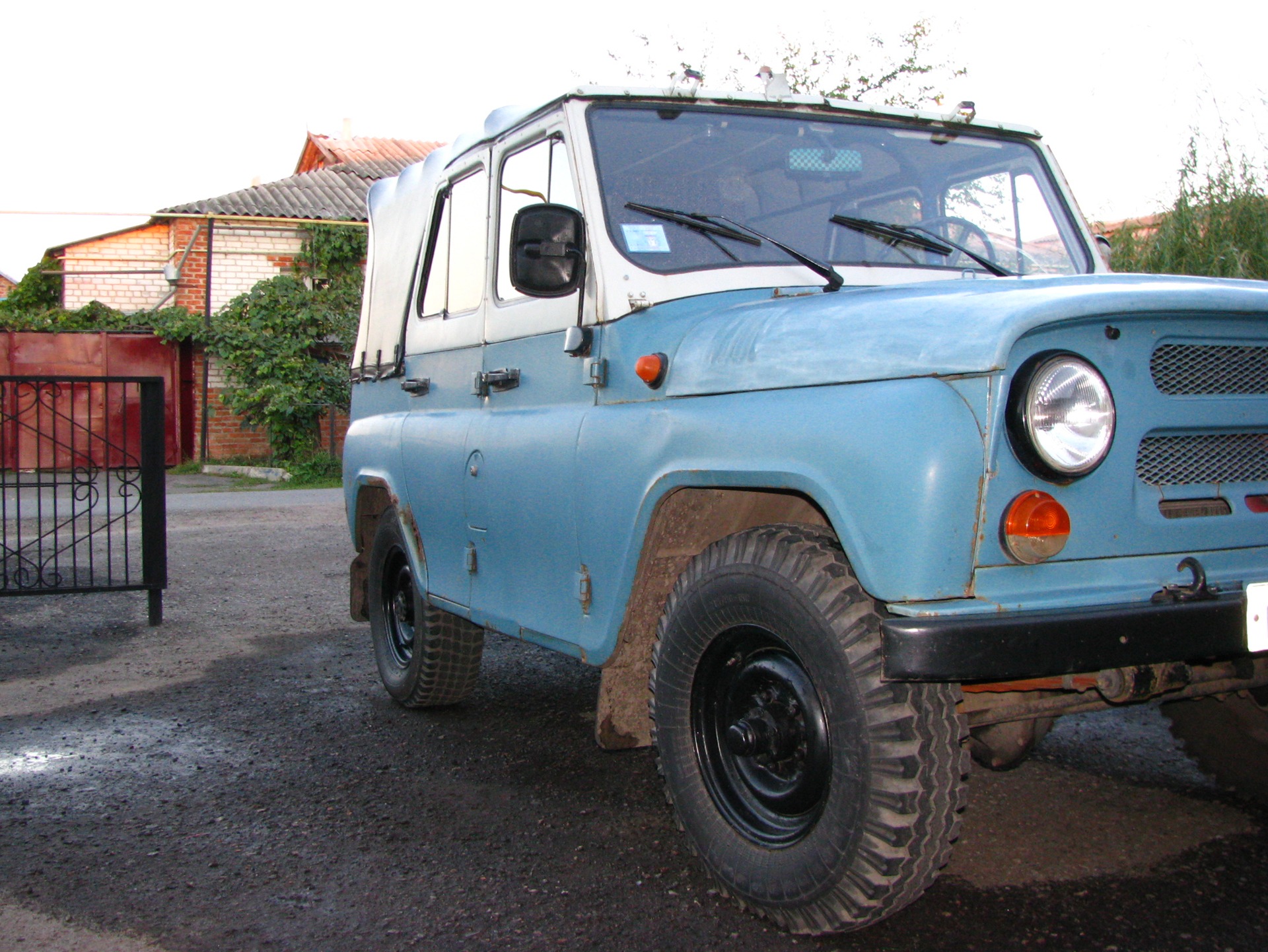 uaz 3151