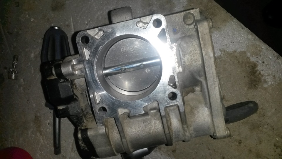 Расход топлива 18-20 литров по городу — Lada 2115, 1,6 л, 2011 года ...