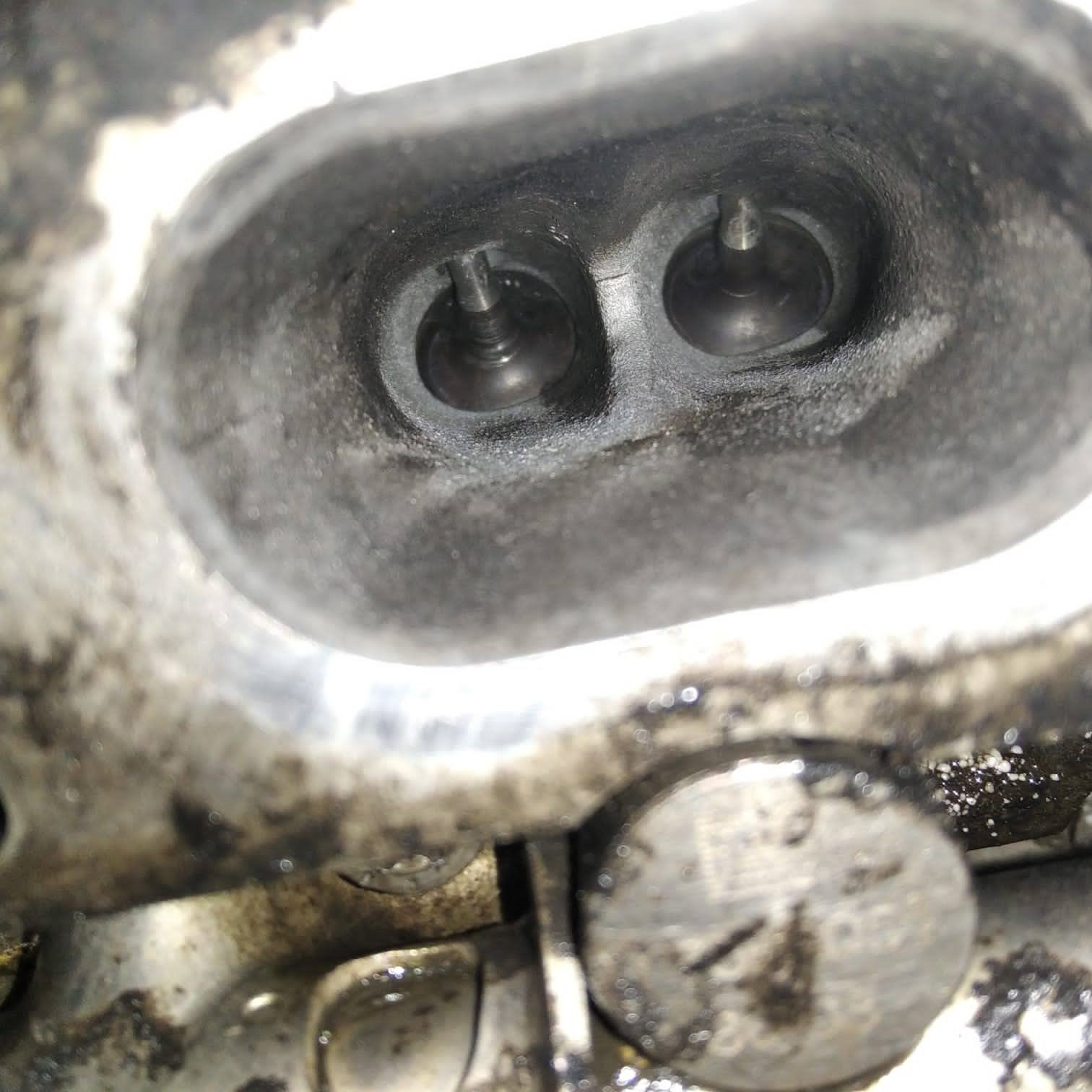 колпачки, клапана — Citroen C4 Picasso (1G), 1,6 л., 2010 года | визит ...