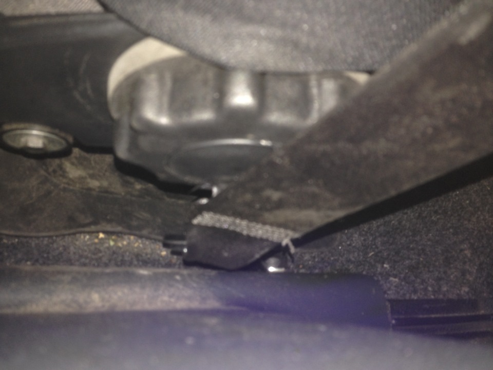 Регулировка спинки сидений 2114 2115 2113 — LADA 2114, 1,6 л., 2011 ...