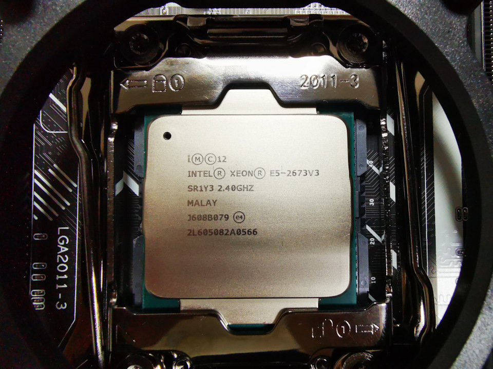 Ксенон процессор. Xeon 12 ядер 24 потока. Intel Xeon 128 ядер. Ксенон процессор самый мощный.