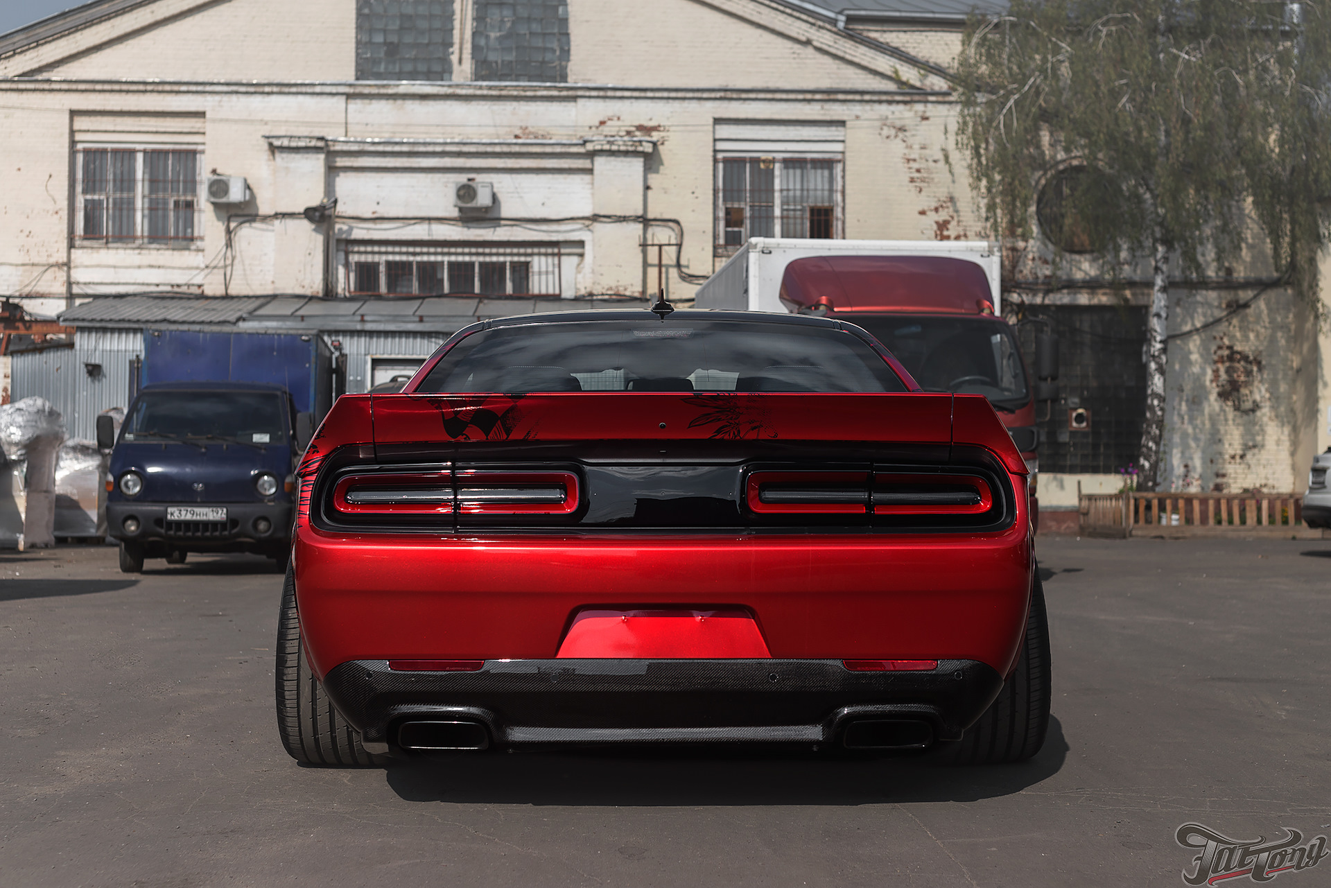 Dodge Challenger обвес Liberty walk