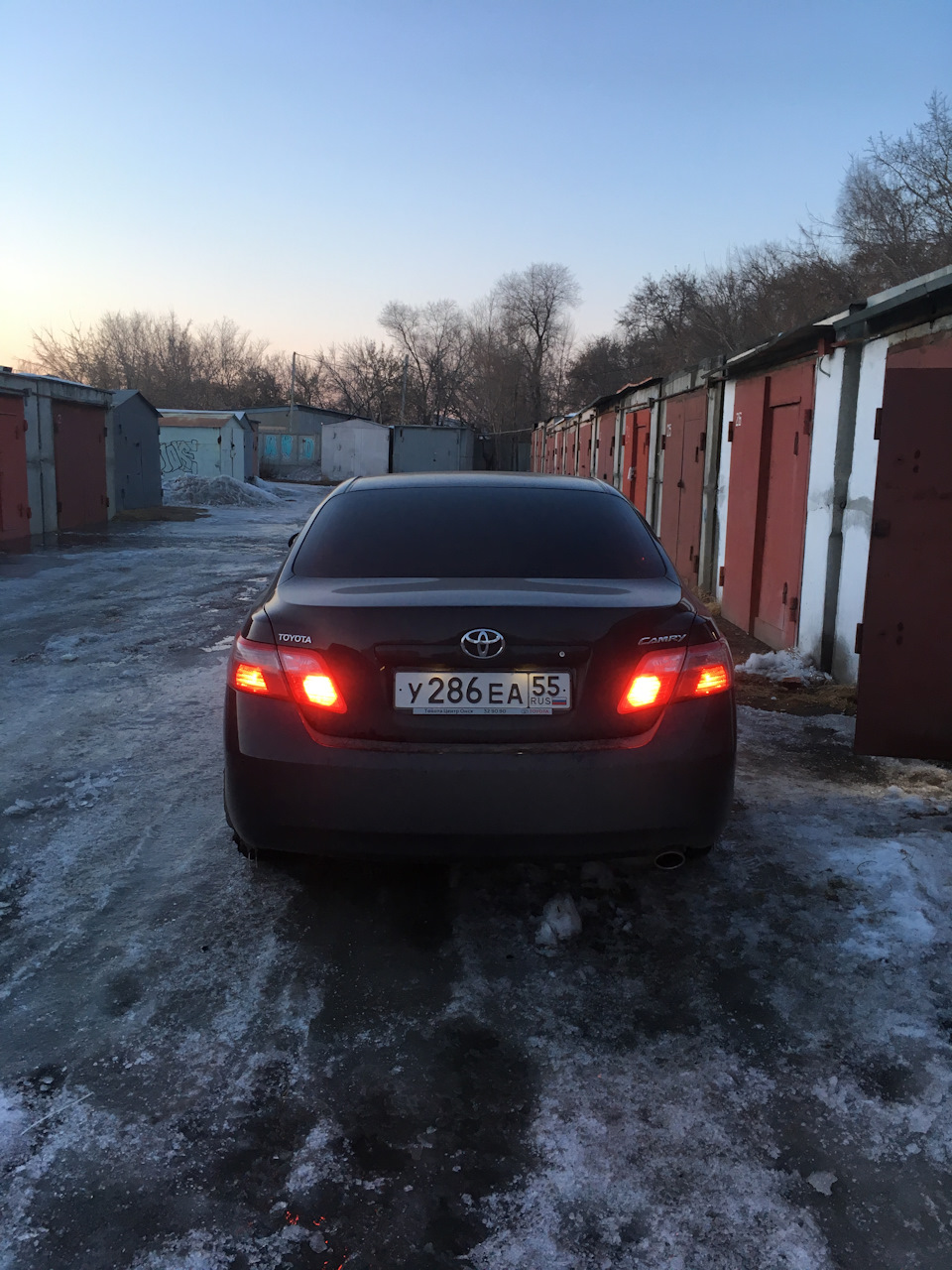 Дополнительные задние габариты — Toyota Camry (XV40), 2,4 л, 2010 года |  тюнинг | DRIVE2