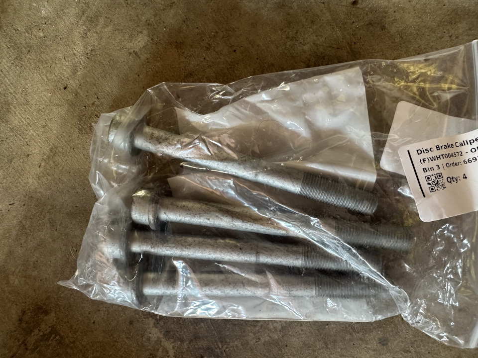 WHT004572 БОЛТ М14х1,5х135 VAG | Запчасти на DRIVE2