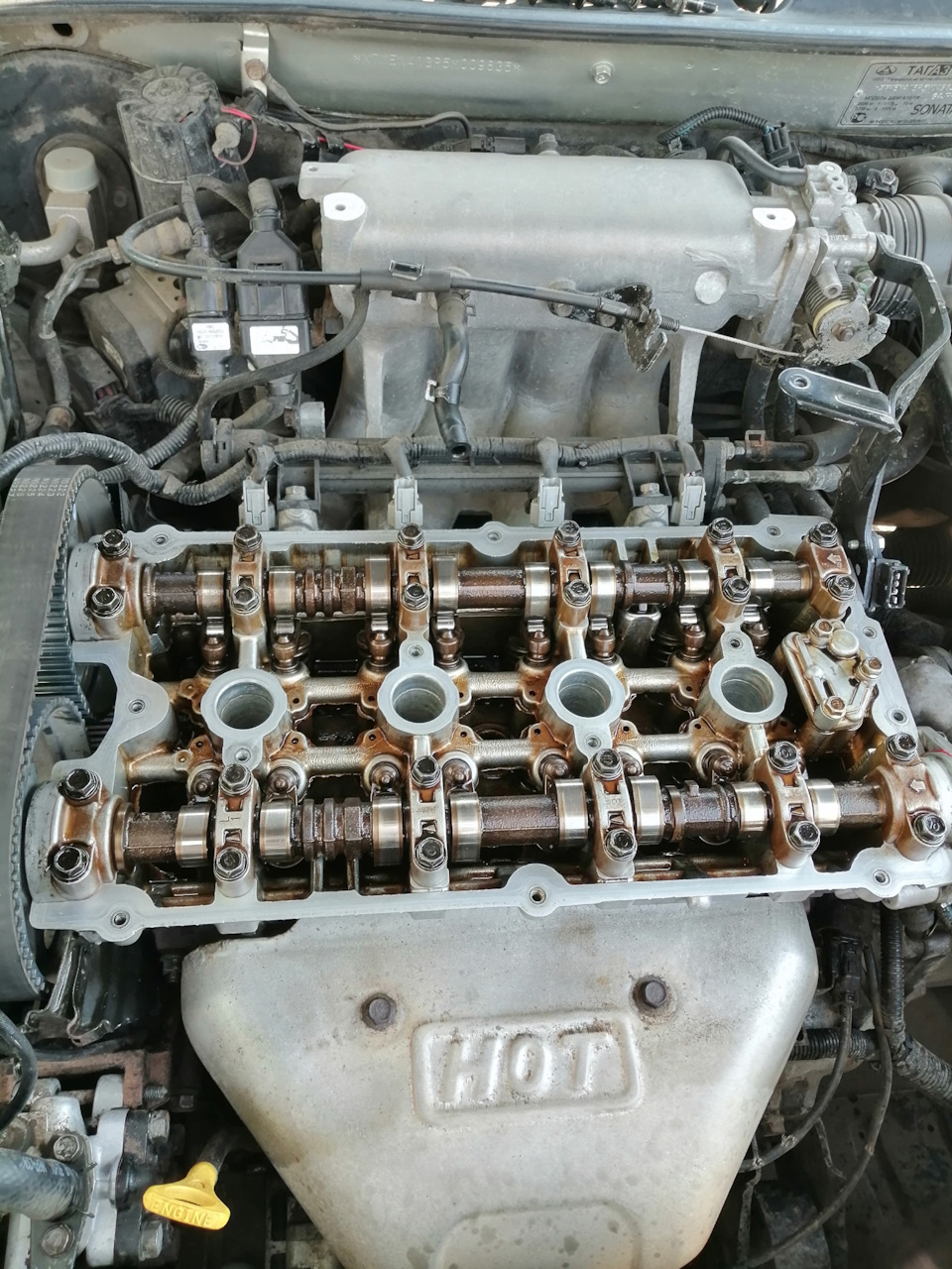 Замена прокладки клапанной крышки. — Hyundai Sonata IV (EF), 2 л, 2005 ...