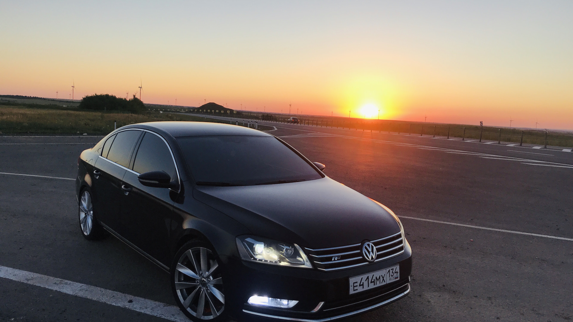 Фольксваген VW Passat Black