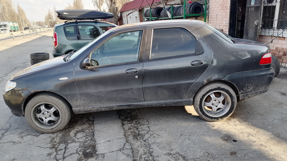 Дымит фиат альбеа