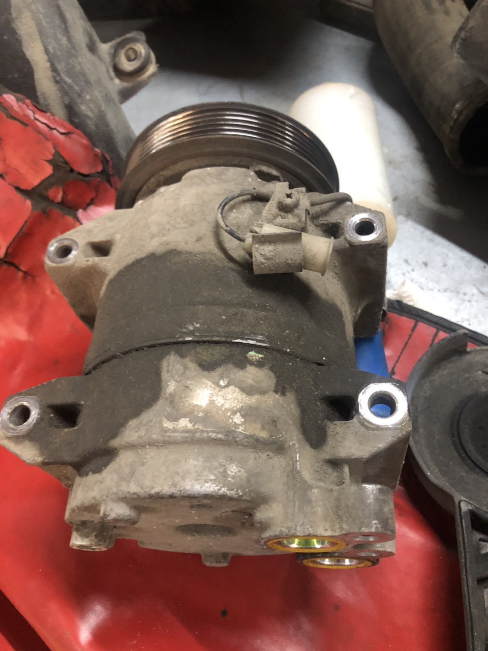 Фото в бортжурнале Volvo XC90 (1G)