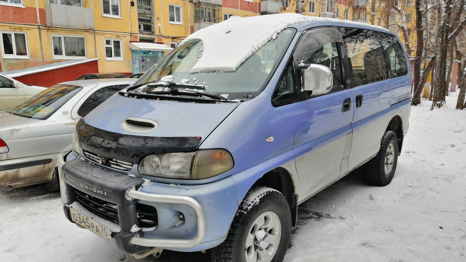 Mitsubishi Delica (L400) 2.8 дизельный 1997 | на DRIVE2