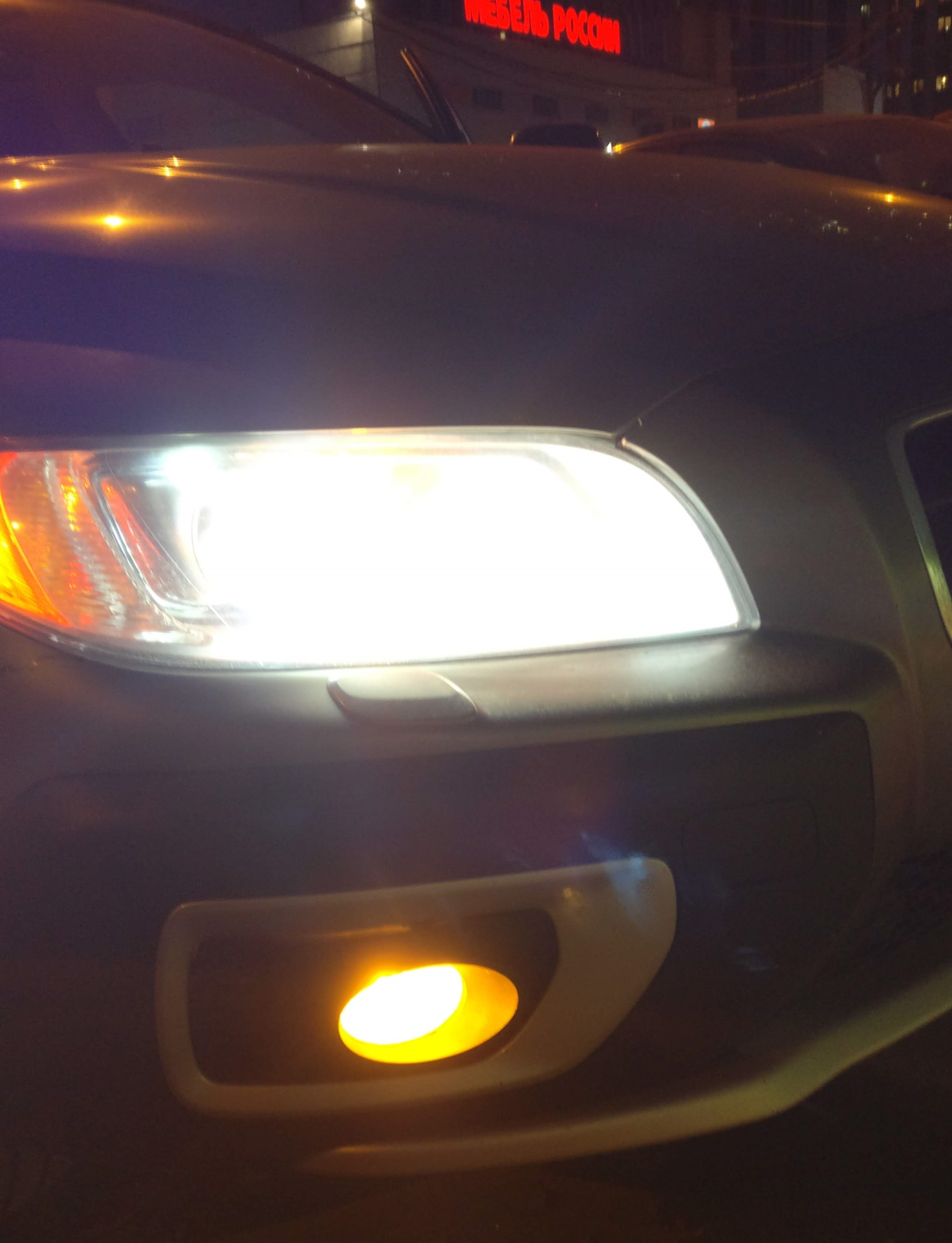 Автосвет, желтые габариты и желтые птф (обожаю я их) — Volvo XC70 III ...