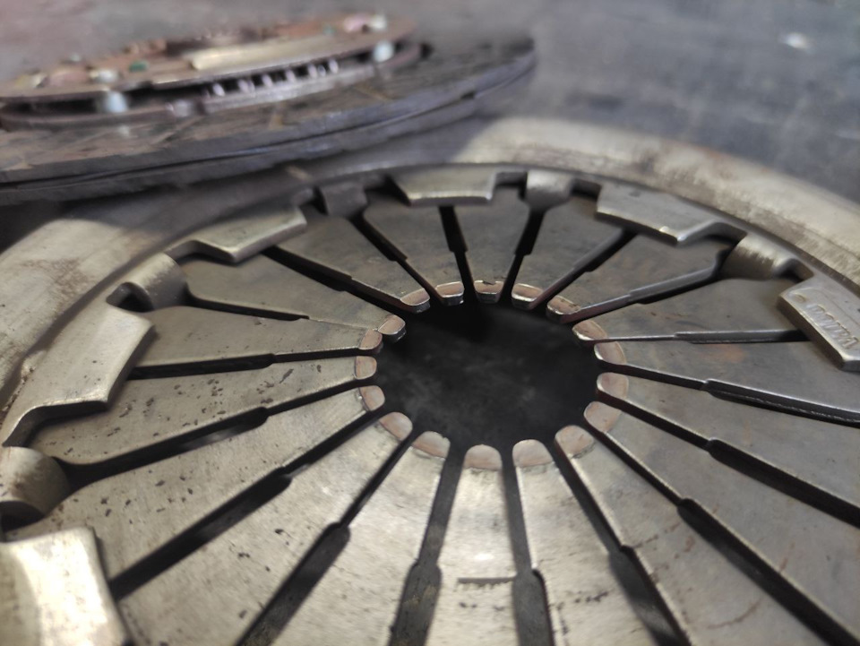 Замена сцепления — Lada Гранта (2G) FL, 1,8 л, 2019 года | поломка | DRIVE2