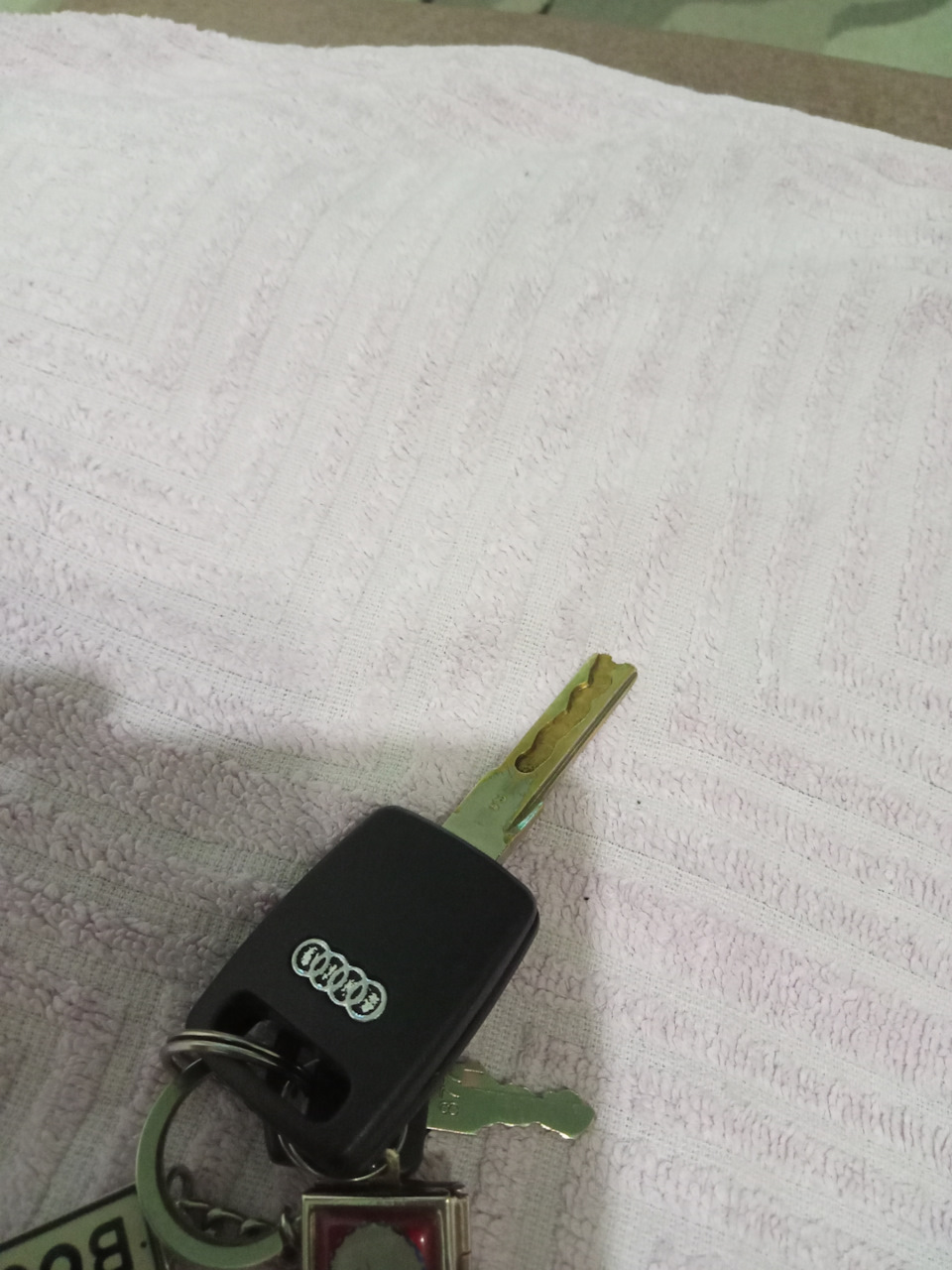 Аварийка самопроизвольно включается. — DRIVE2