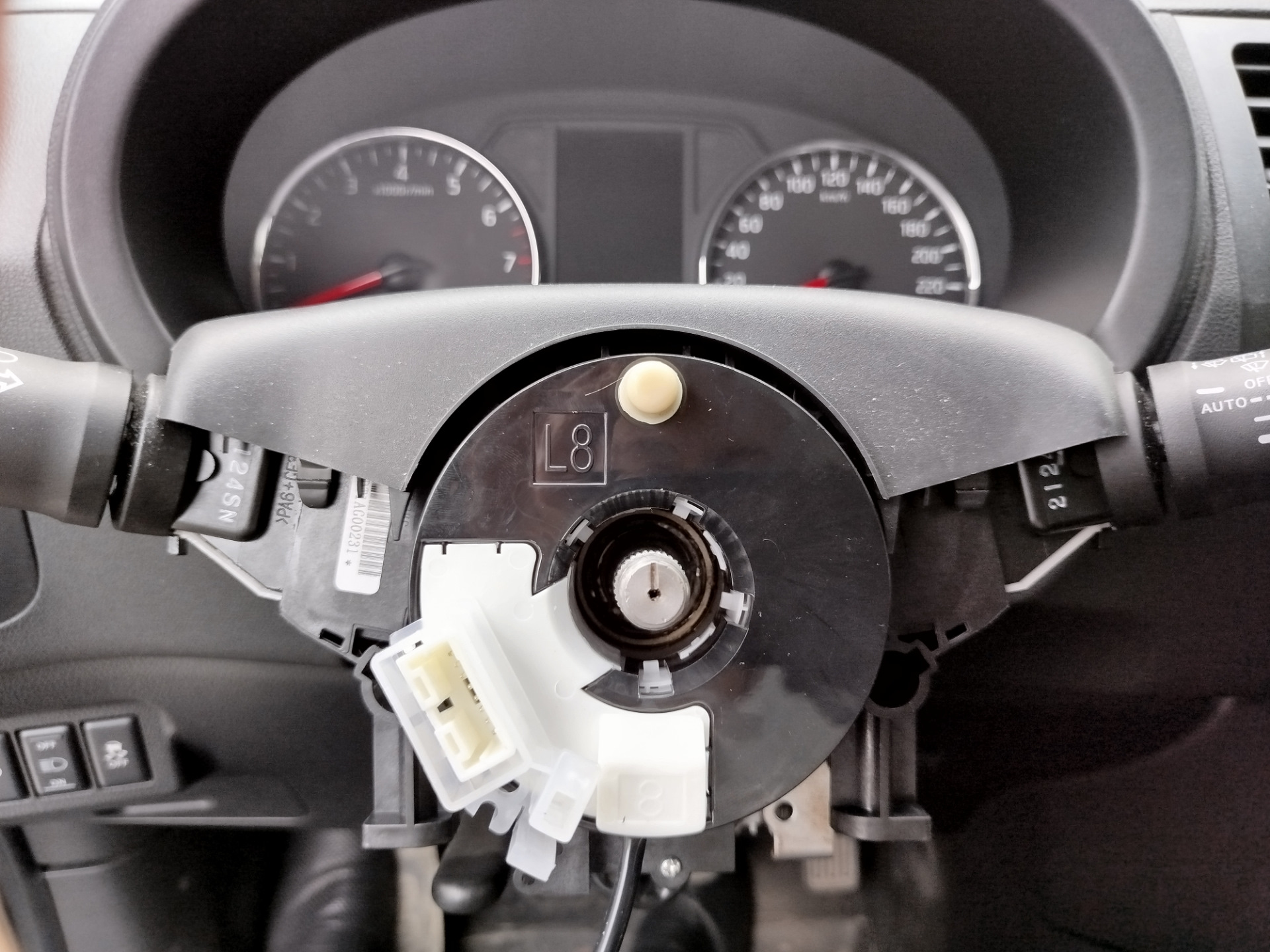 Замена подрулевого шлейфа Nissan X-Trail T31 — Nissan X-Trail II (t31 ...