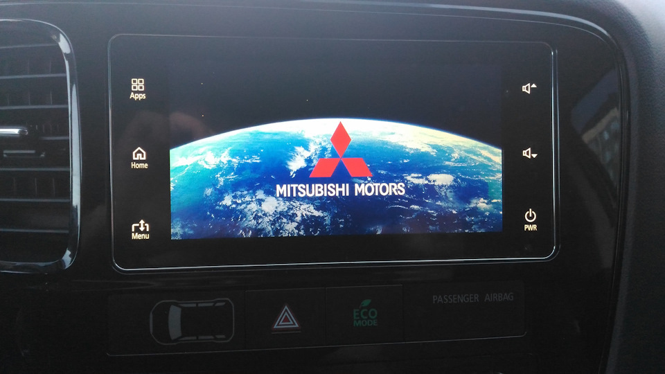 Mitsubishi connect. Mitsubishi connect Outlander 3. Mitsubishi connect 2021. Магнитола Аутлендер 3 connect. Mitsubishi connect 2018.