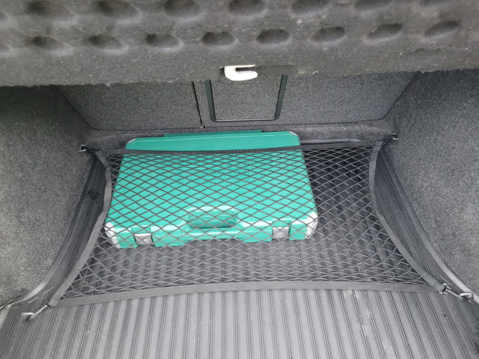 Оригинальные сетки в багажник — Skoda Octavia A5 Mk2, 1,8 л, 2011 года ...