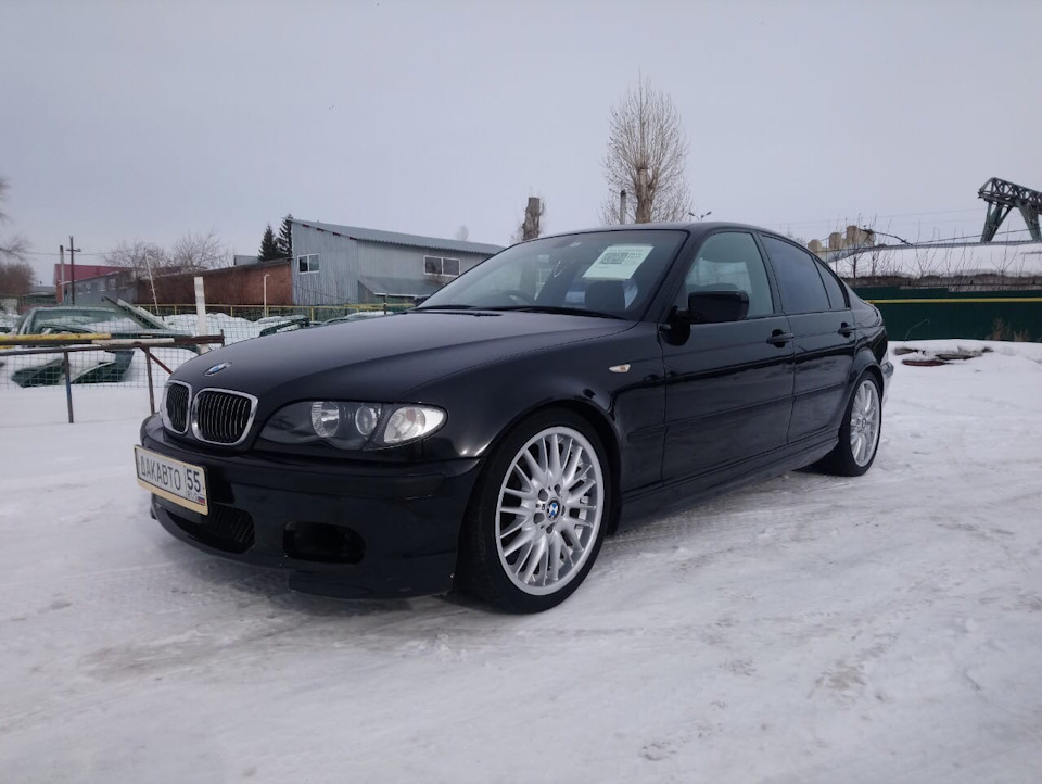 Бмв 46 авито. Bmw e46 2003. Бмв е46 318i. Цвет бмв silbergrau metallic. Бмв е46 купе.
