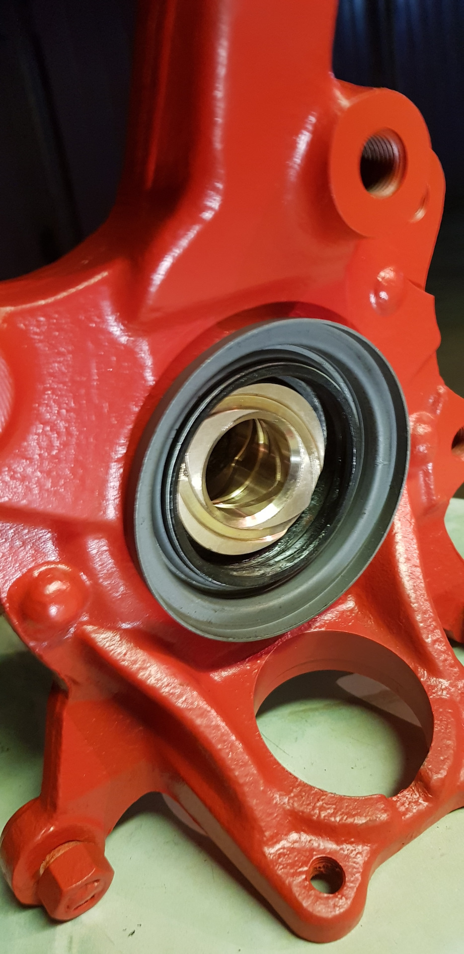 Покраска ступицы. — Toyota 4Runner II, 3 л, 1991 года | своими руками ...