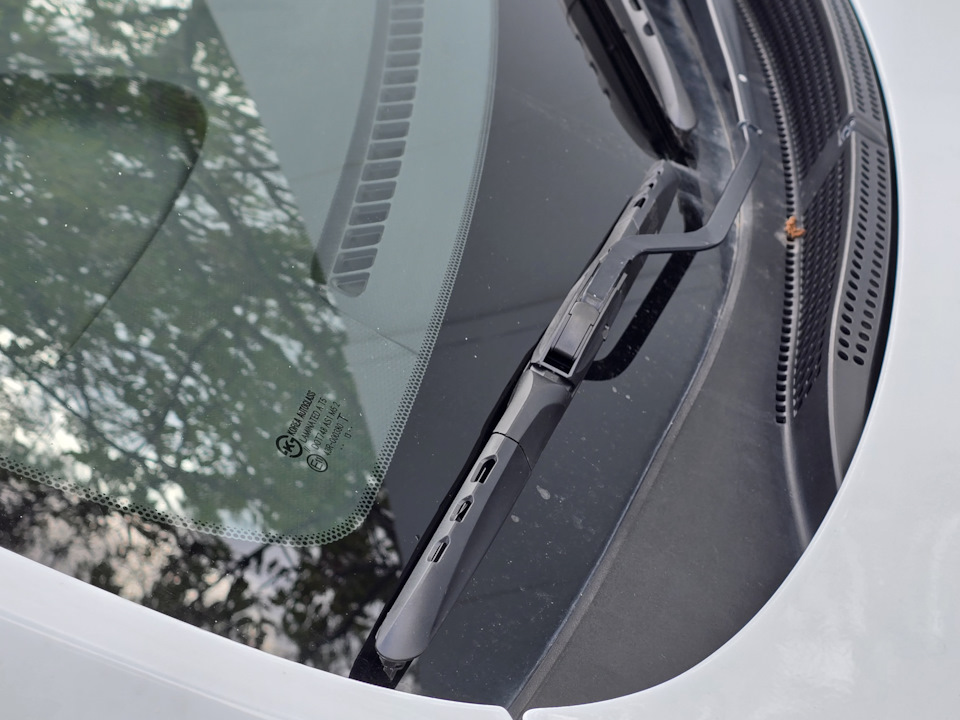 Фото в бортжурнале Hyundai Solaris Hatchback. Запчасти на фото: 0003007