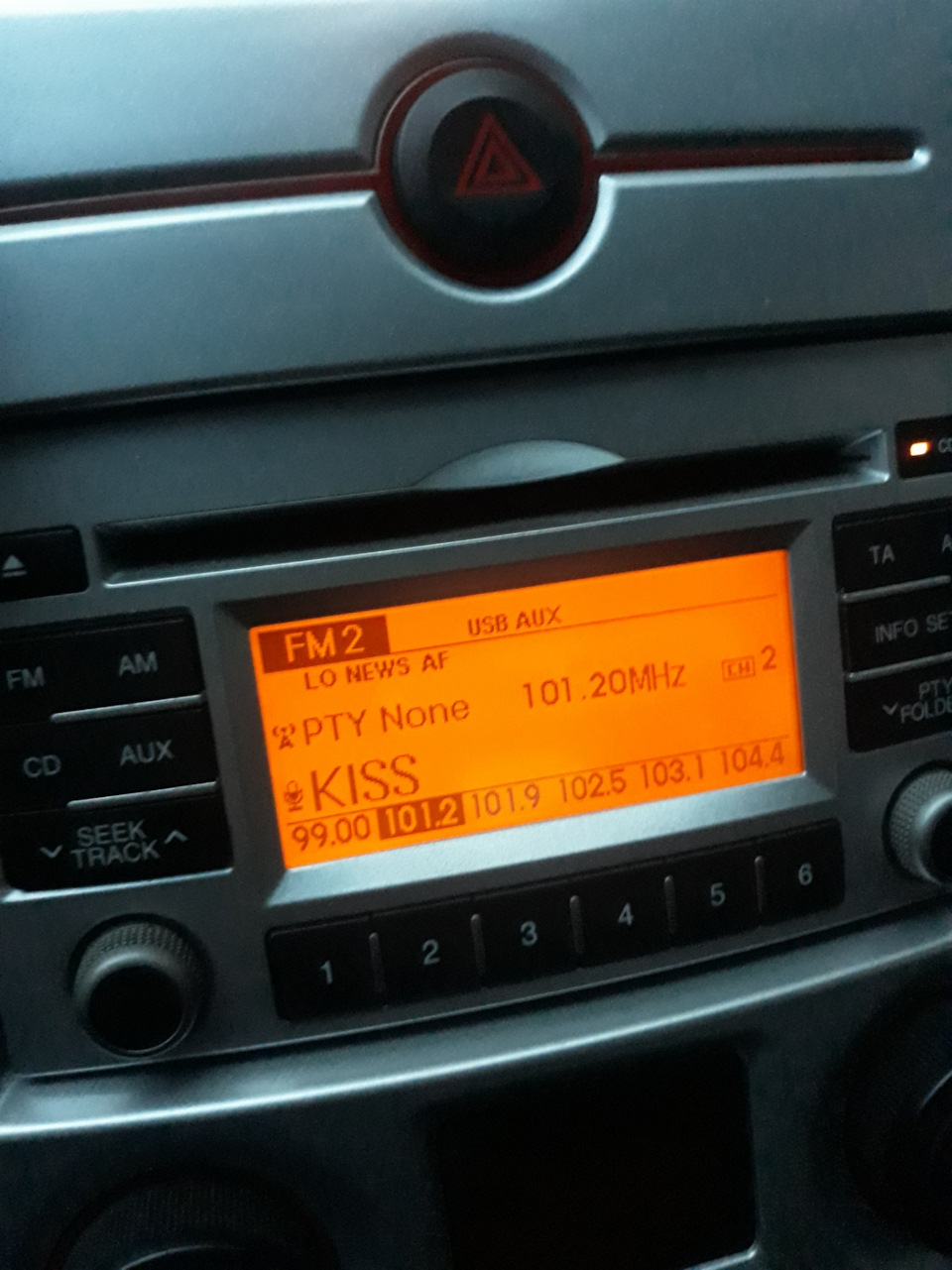  KIA Carens III 2 2008 DRIVE2