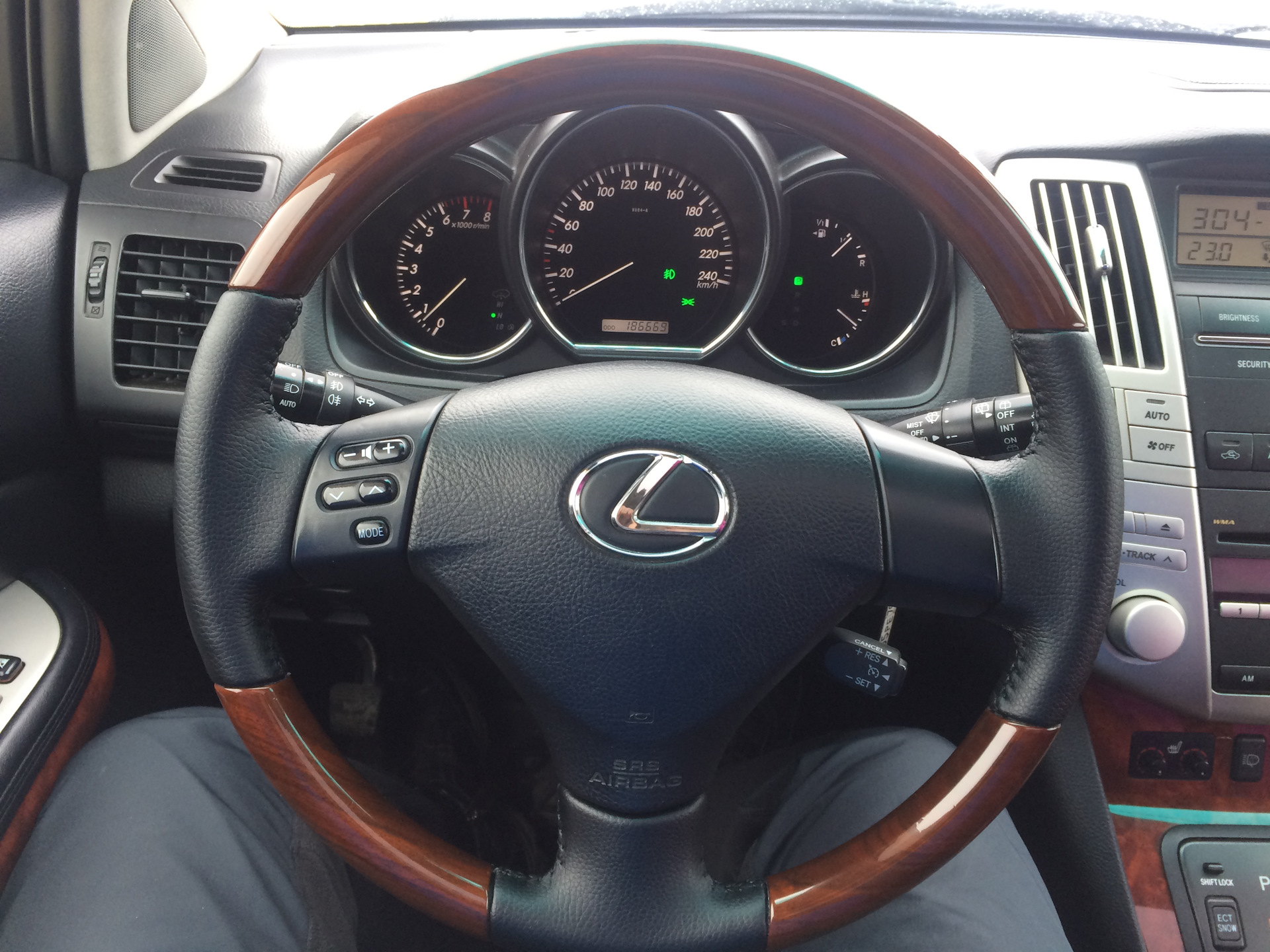 Перетяжка руля lexus is