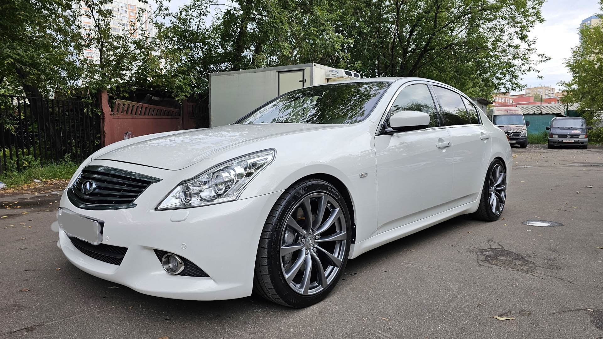 Infiniti G25 2.5 бензиновый 2013 | 🔰 White doll на DRIVE2