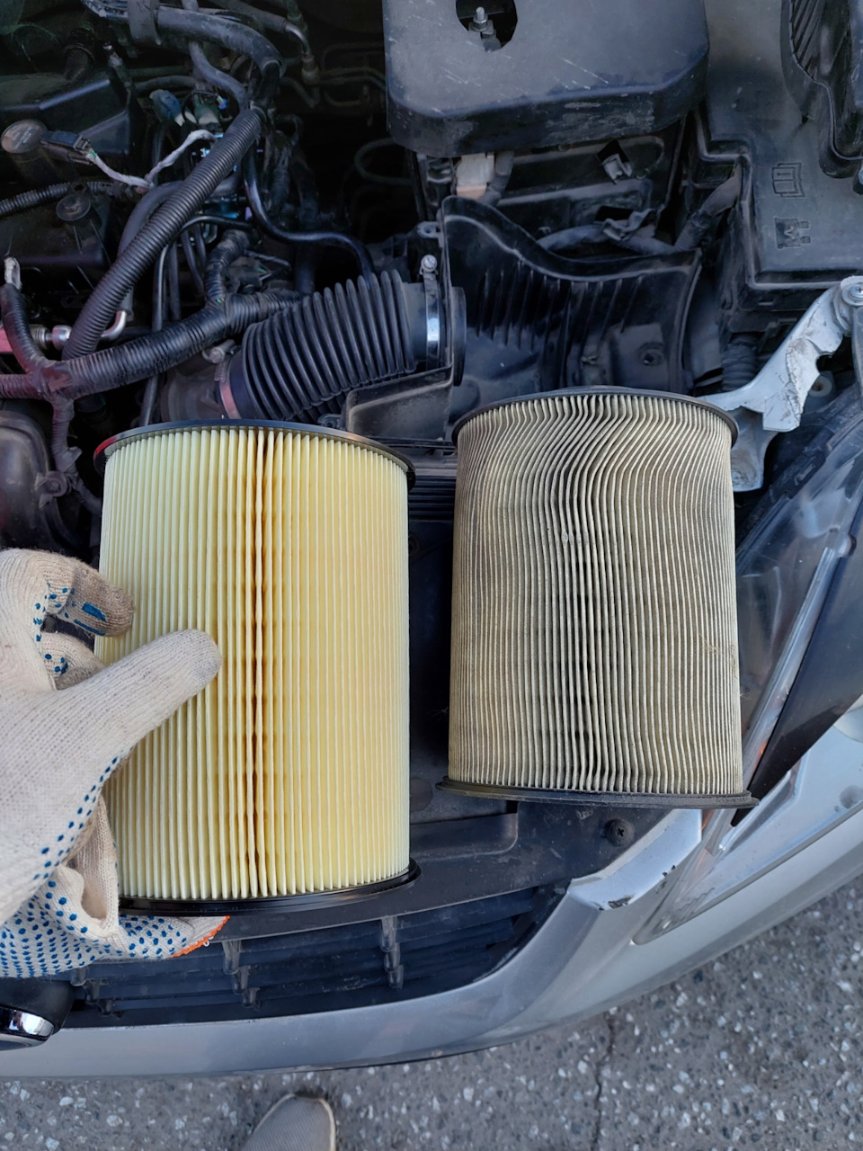 Фильтр воздушный. Замена — Ford Focus Sedan II, 1,8 л, 2009 года ...