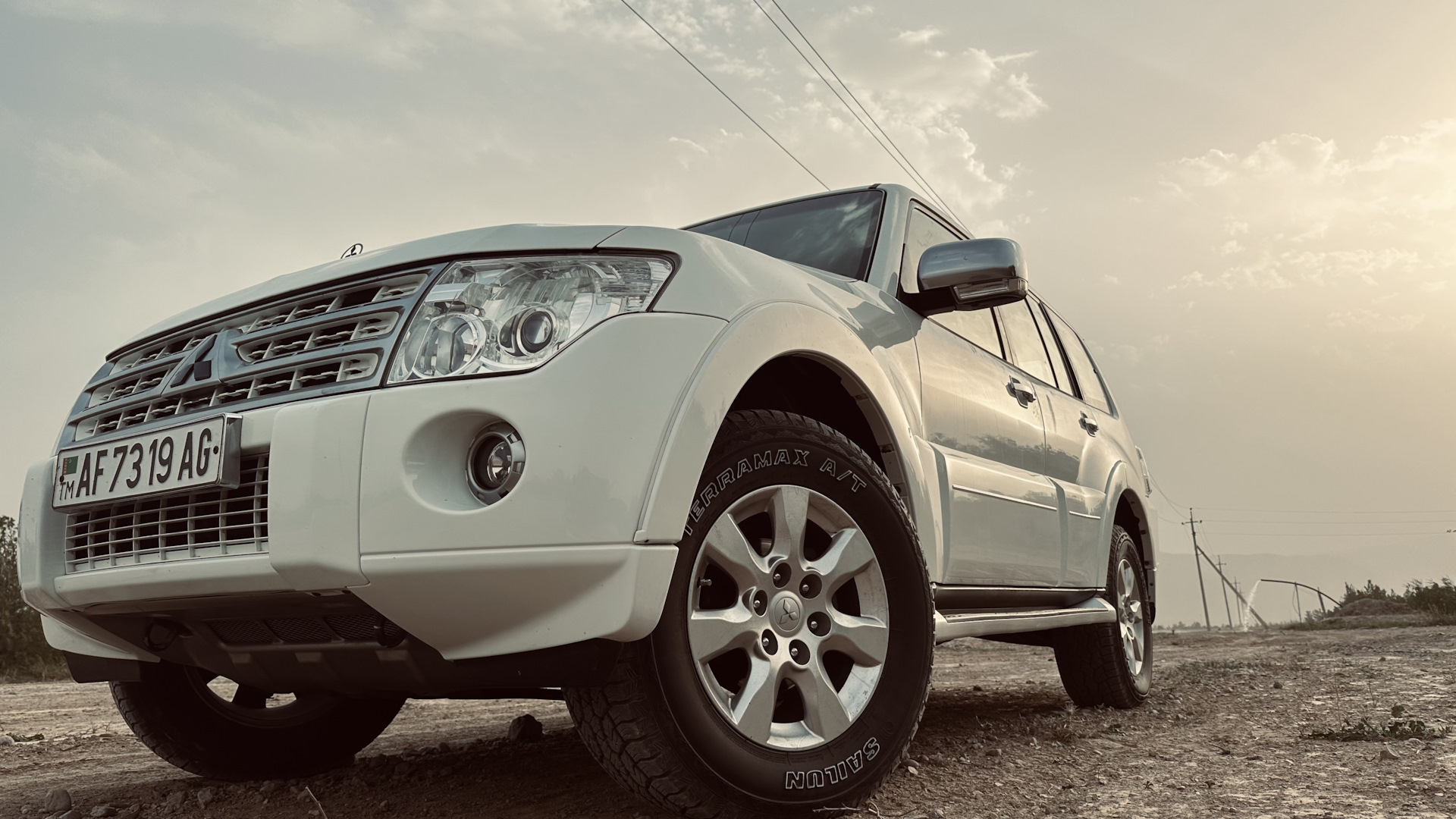 Mitsubishi Pajero (4G) 3.5 бензиновый 2009 | Большая машина на DRIVE2