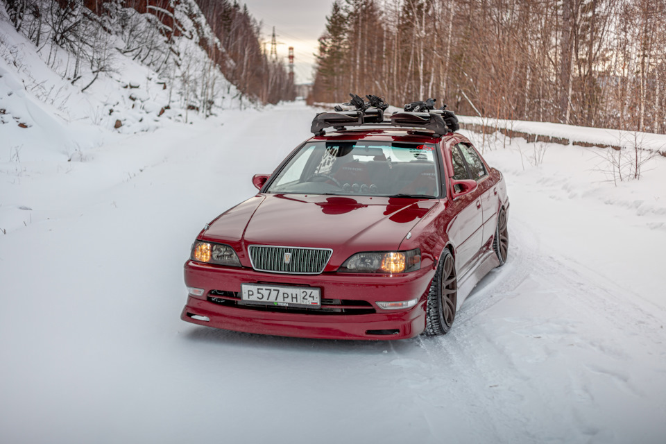 Toyota Cresta Trailhead