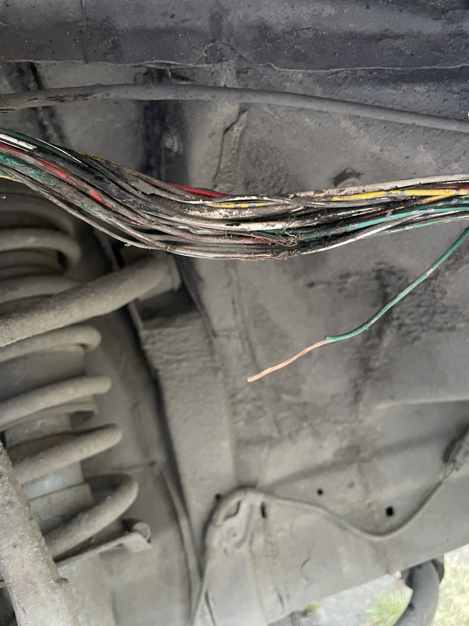 Сгорает предохранитель на поворотники — Toyota Mark II (100), 2,5 л ...